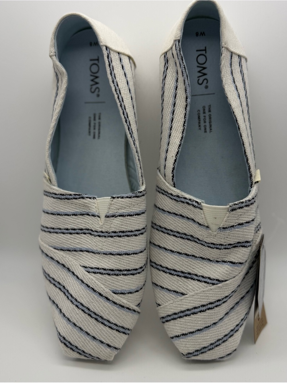 TOMS Women’s Cream & Navy Striped Alpargata Slip-Ons, size 8. NEW with tags